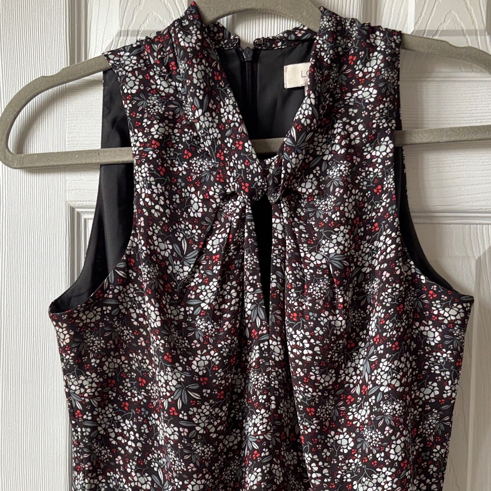 Loft Dress - Picture 3 of 4